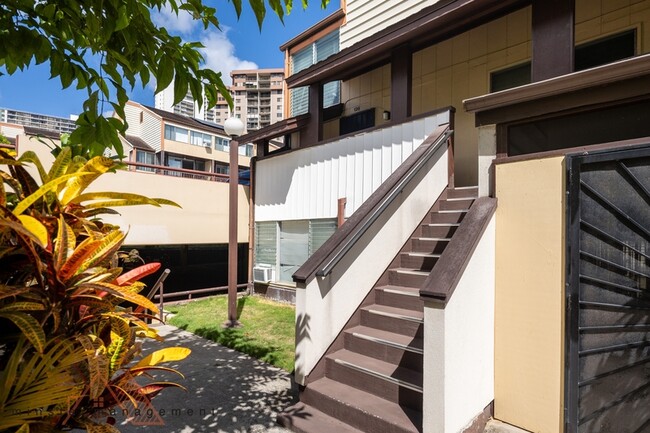 Building Photo - 98-340 Koauka Loop - 126