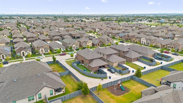 Building Photo - 7012 Willow Thorne Dr