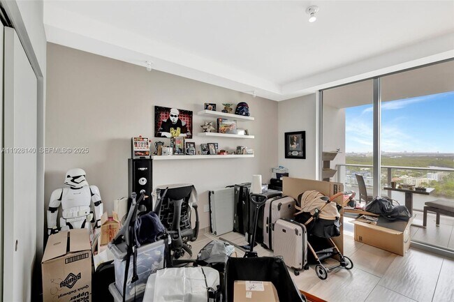 Building Photo - 17111 Biscayne Blvd