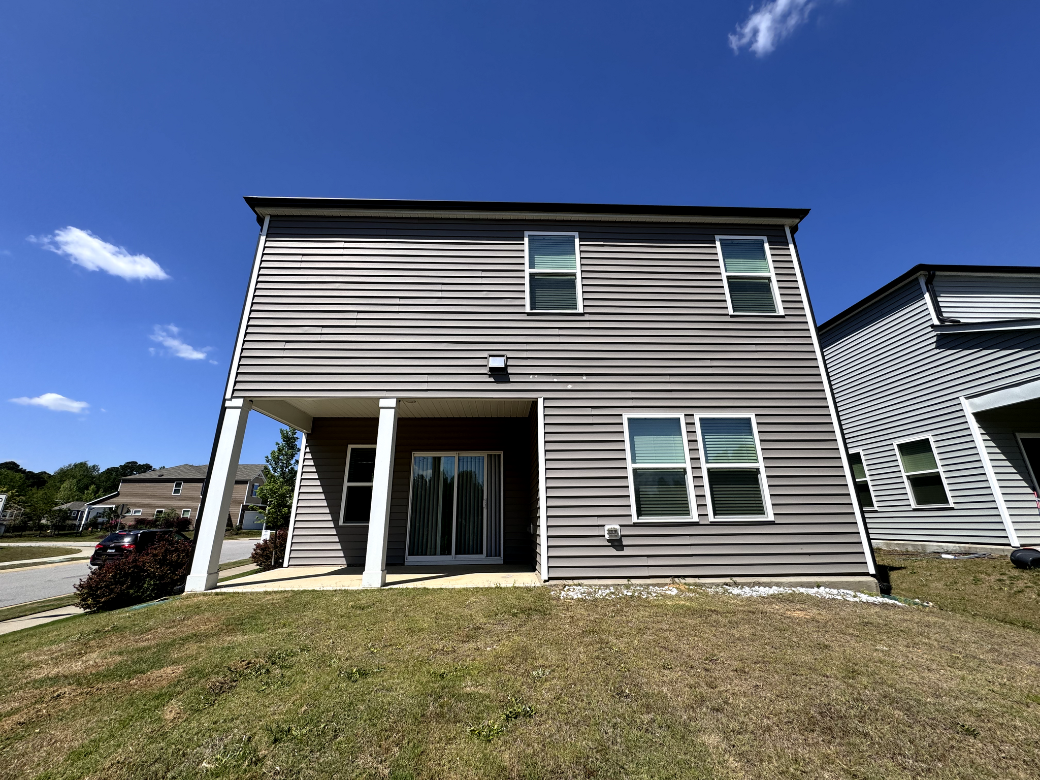 Building Photo - Room in House on Lake Barkley Way