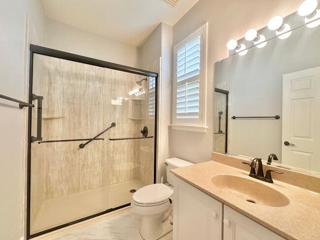Building Photo - 2 Bed 2 Bath in Sun City in Georgetown