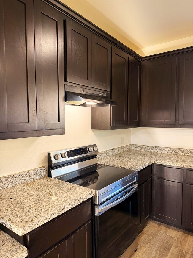 Building Photo - 414 Placido Dr