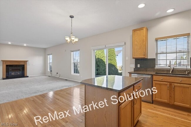 Building Photo - 159 Stone Ridge Way