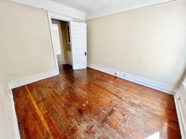 IMG_8769 - Cross Apartments