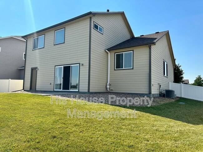 Building Photo - 8029 22nd St Ln