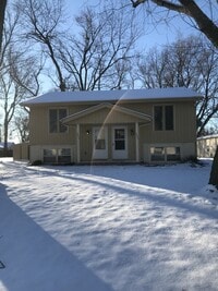 Building Photo - SouthSide Duplex