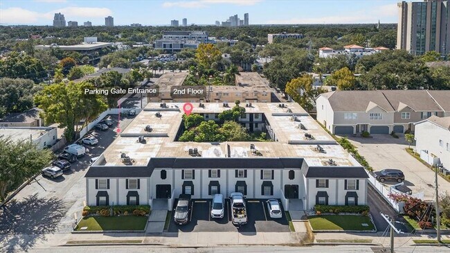 Primary Photo - 2808 W Azeele St