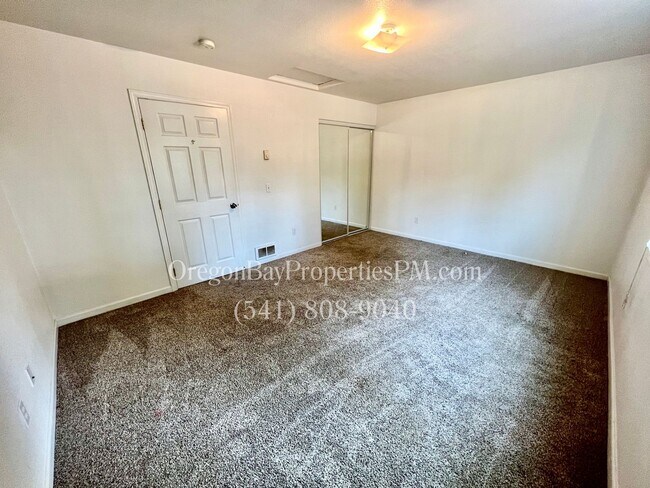 Building Photo - Blanco Ave. Duplexes