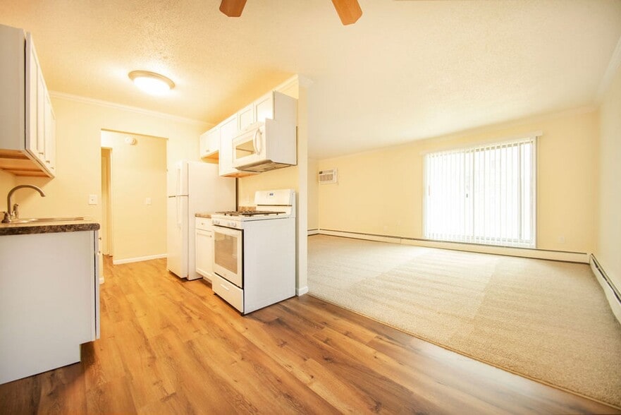 Interior Photo - Bay Pointe Apartments