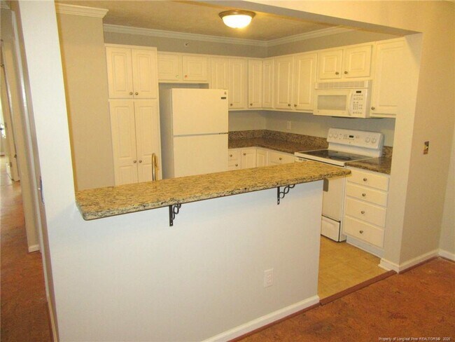 Building Photo - 3346 Harbour Pointe Pl