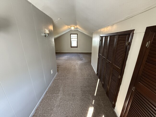 Building Photo - 17646 Toepfer Dr