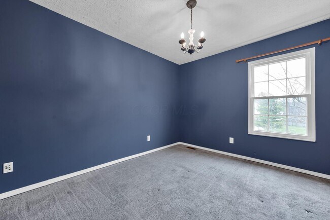 Building Photo - 8690 Kirkland Dr