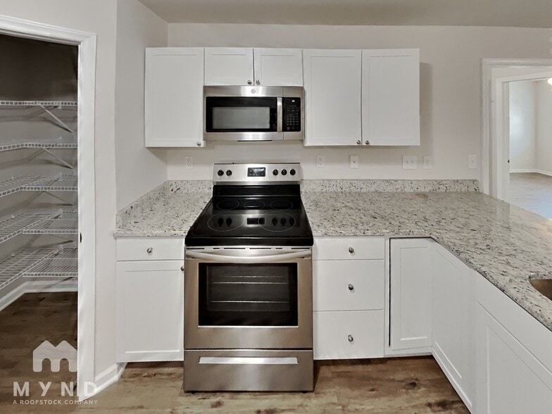 Building Photo - 3284 Anderson Mountain Rd