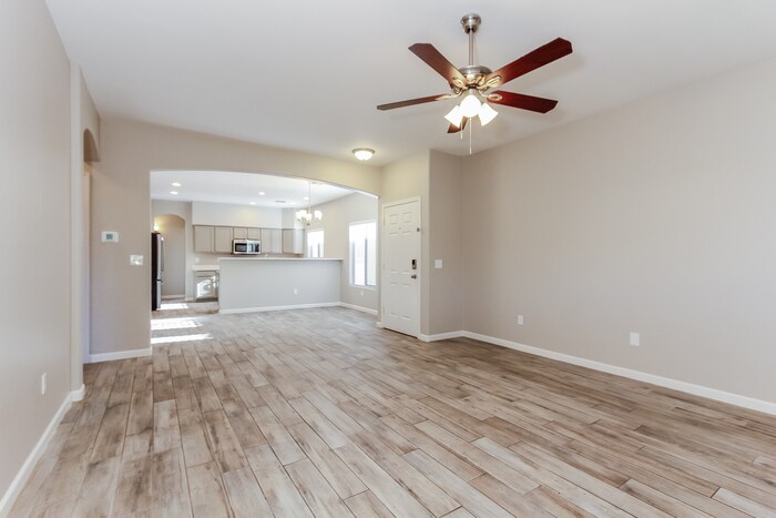 Building Photo - 461 East Placita Rejilla