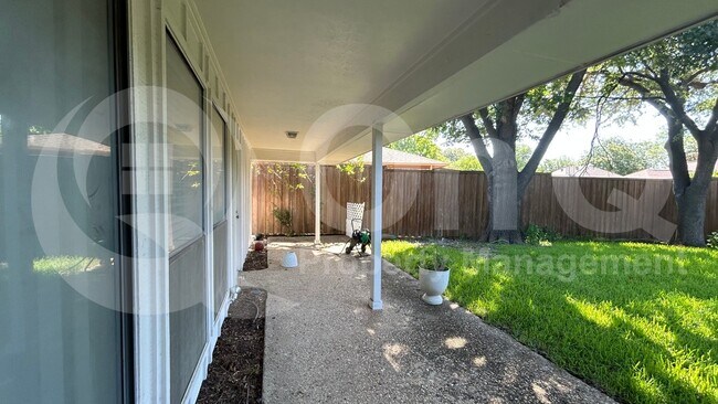 Building Photo - 2212 Canyon Valley Trail