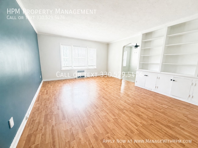 Building Photo - 3363 Warrensville Center Rd