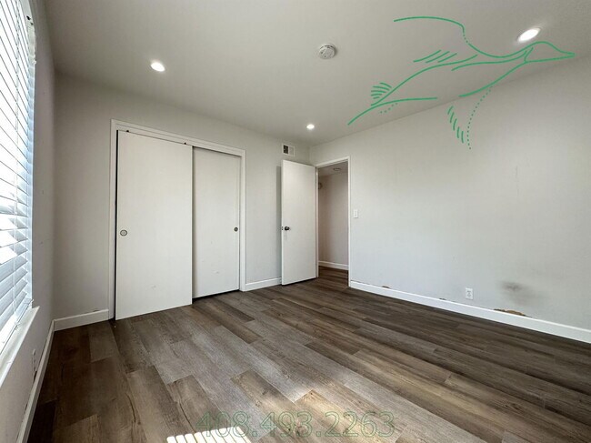 Building Photo - 1910 Mt Vernon Ct