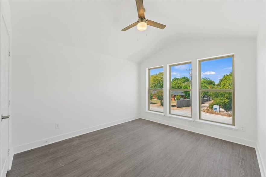 Building Photo - 3763 Wenatche Dr