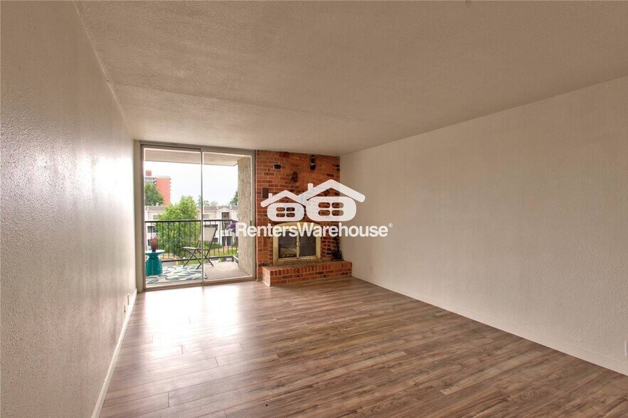 Building Photo - 805 29th St