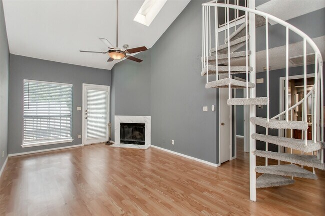 Building Photo - 7151 Gaston Ave