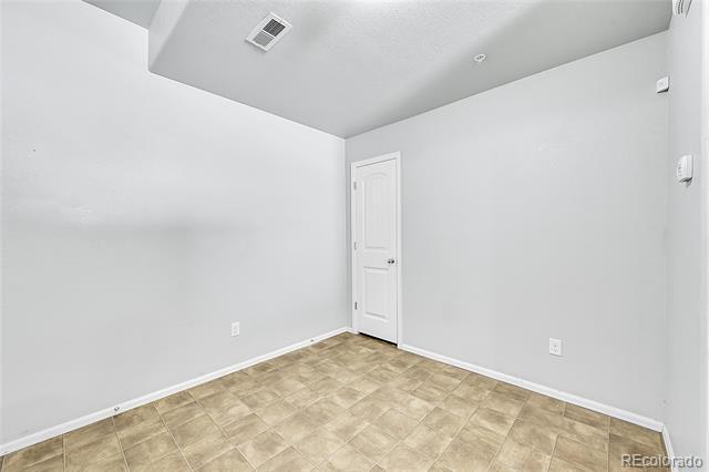 Building Photo - 4858 Kerry Lynn View