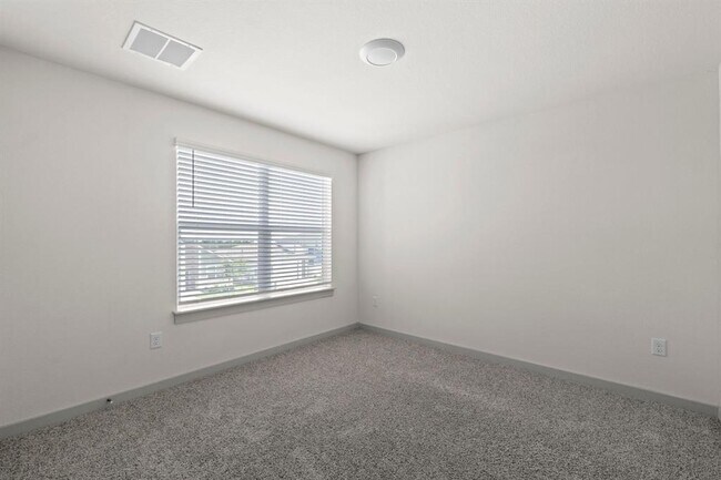 Building Photo - 7404 Sagira Path