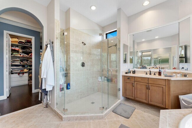 Building Photo - 9173 Delemar Ct