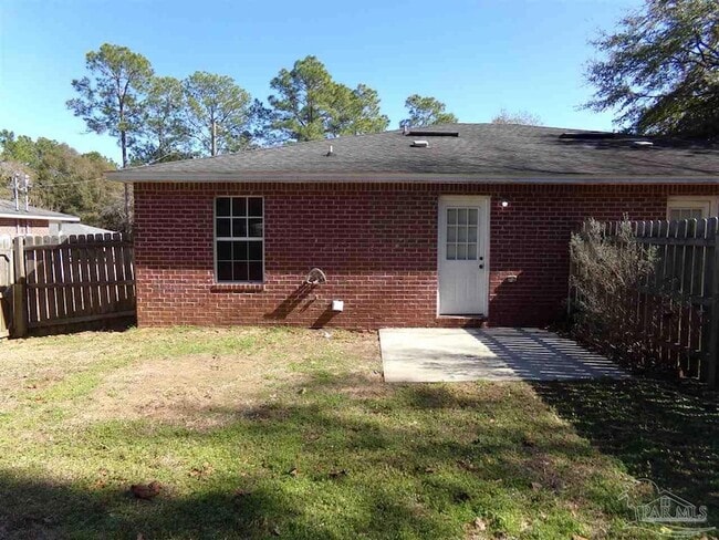 Building Photo - 6845 Roundup Ln