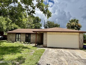 Building Photo - 1745 Patricia Ln
