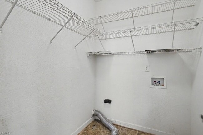 Building Photo - 3820 Stumpy Lake Ln