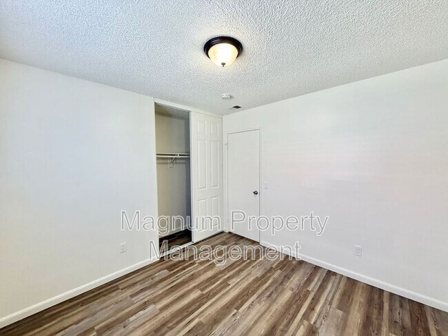 Building Photo - 24690 Rugby Ln