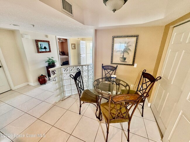 Building Photo - 701 Solana Shores Dr
