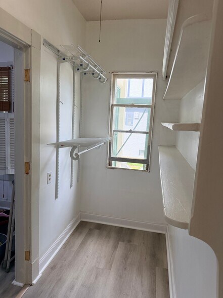 Building Photo - 62 Firglade Ave