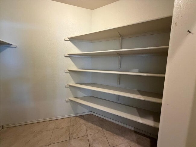 Building Photo - 500 Obsidian Ln