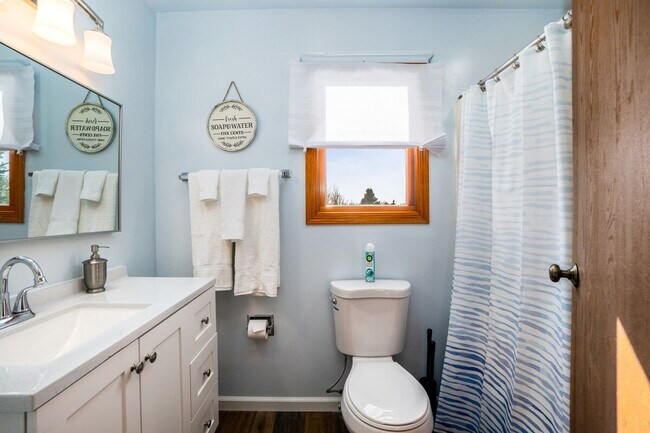 Building Photo - 1420 Auburn Ave