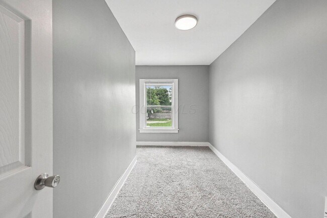 Building Photo - 1025 Howard St