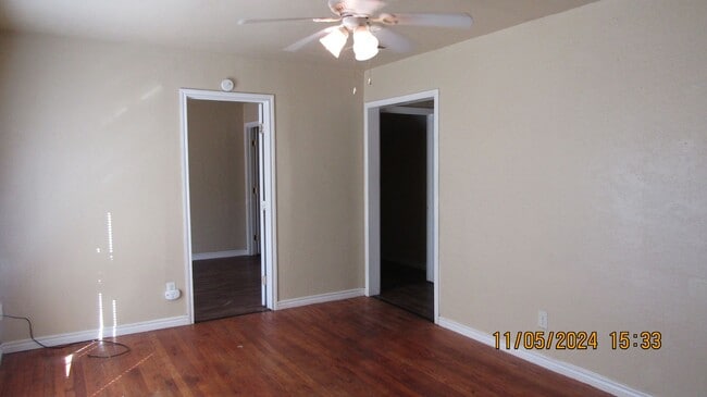 Building Photo - Very nice updated home! Half month rent free($362.50) on the 2nd full month's rent