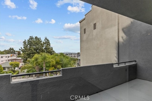Building Photo - 939 Palm Ave