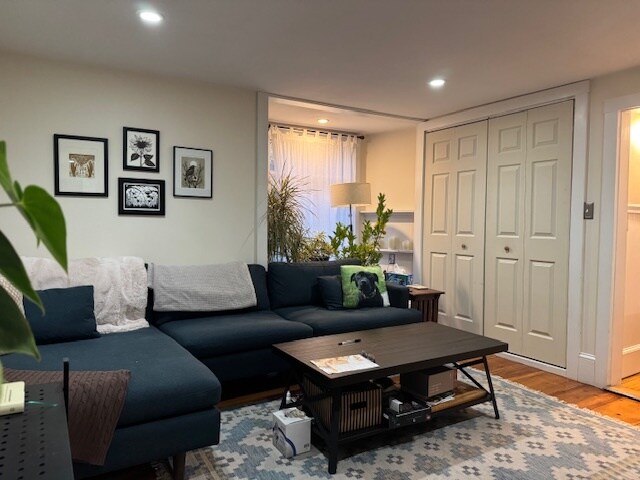 Building Photo - 85 Park St