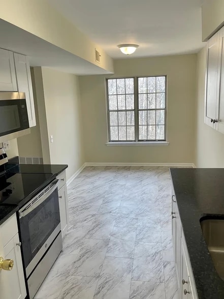 Building Photo - 20253 Shipley Ter