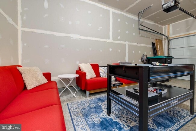 Building Photo - 262 Allison Dr