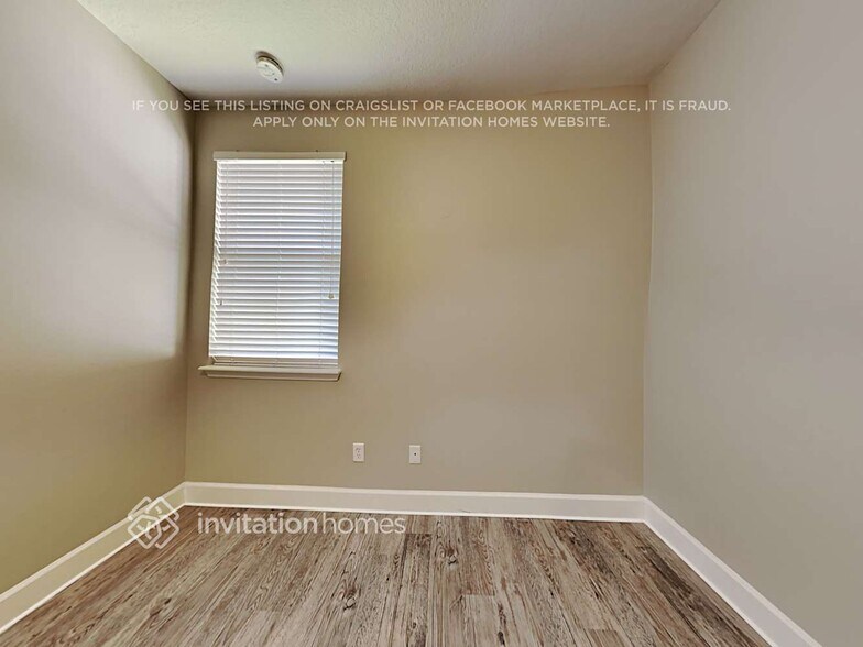 Building Photo - 12243 Woodbend Ct