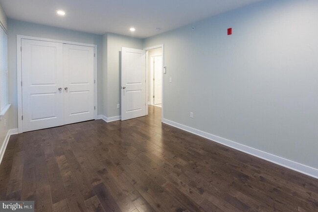 Building Photo - 1228-32 W College Ave