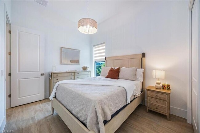 Building Photo - 9445 Caymas Ter