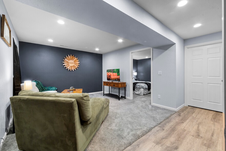 Basement suite - 115 Alydar Dr