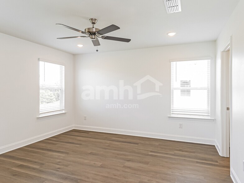 Building Photo - 4051 Williams Pond Rd