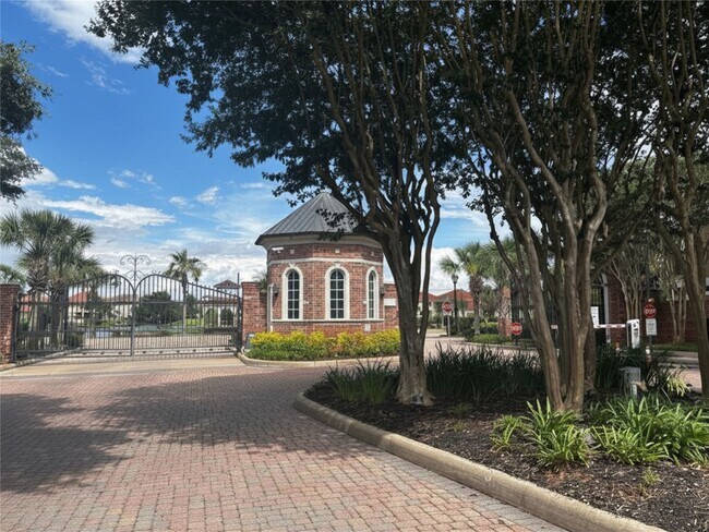 Building Photo - 18943 Villa Bergamo Ln