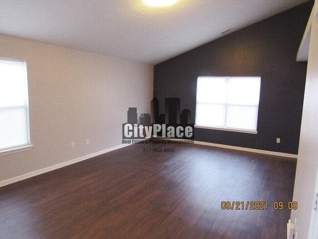 Building Photo - 608 Fisher Creek Dr, Indianapolis, IN 46239