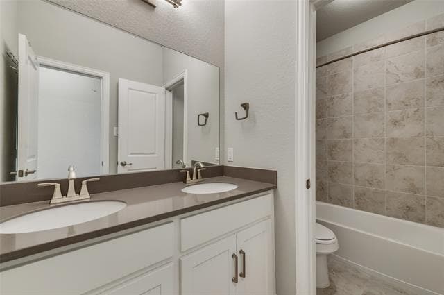 Building Photo - 7709 Avondale Dr