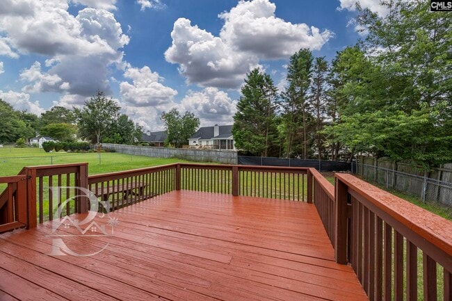Building Photo - 232 Autumnview Ct